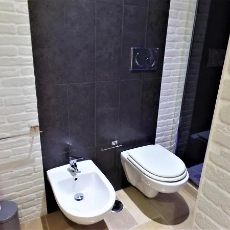 Regina Viarum Apartment, Historic Centre Holiday home