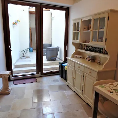 Regina Viarum Apartment, Historic Centre Holiday home Brindisi
