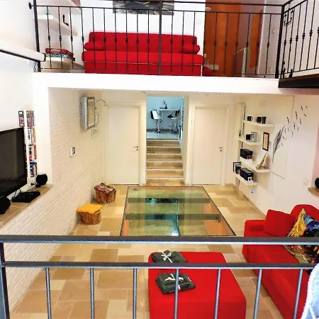 Regina Viarum Apartment, Historic Centre * Brindisi